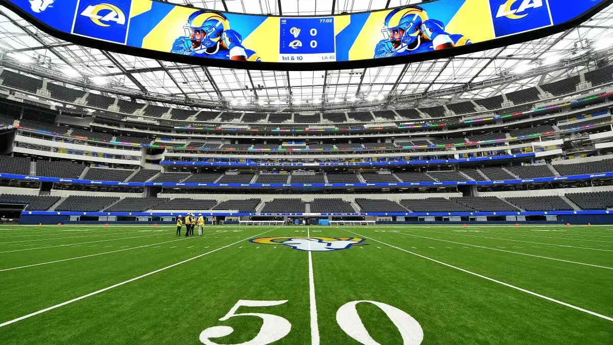 „SoFi“ stadiono turai