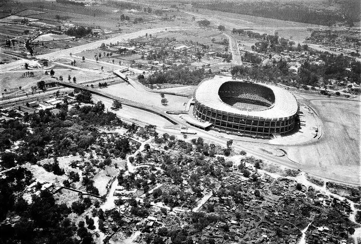 Meksikos miesto stadionas istorija